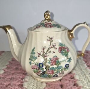 Vintage Sadler Teapot Indian Tree Asian Floral Ivory England Excellent Condition